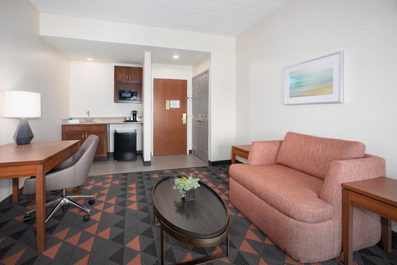 Holiday Inn & Suites Goodyear - West Phoenix Area By Ihg Kültér fotó
