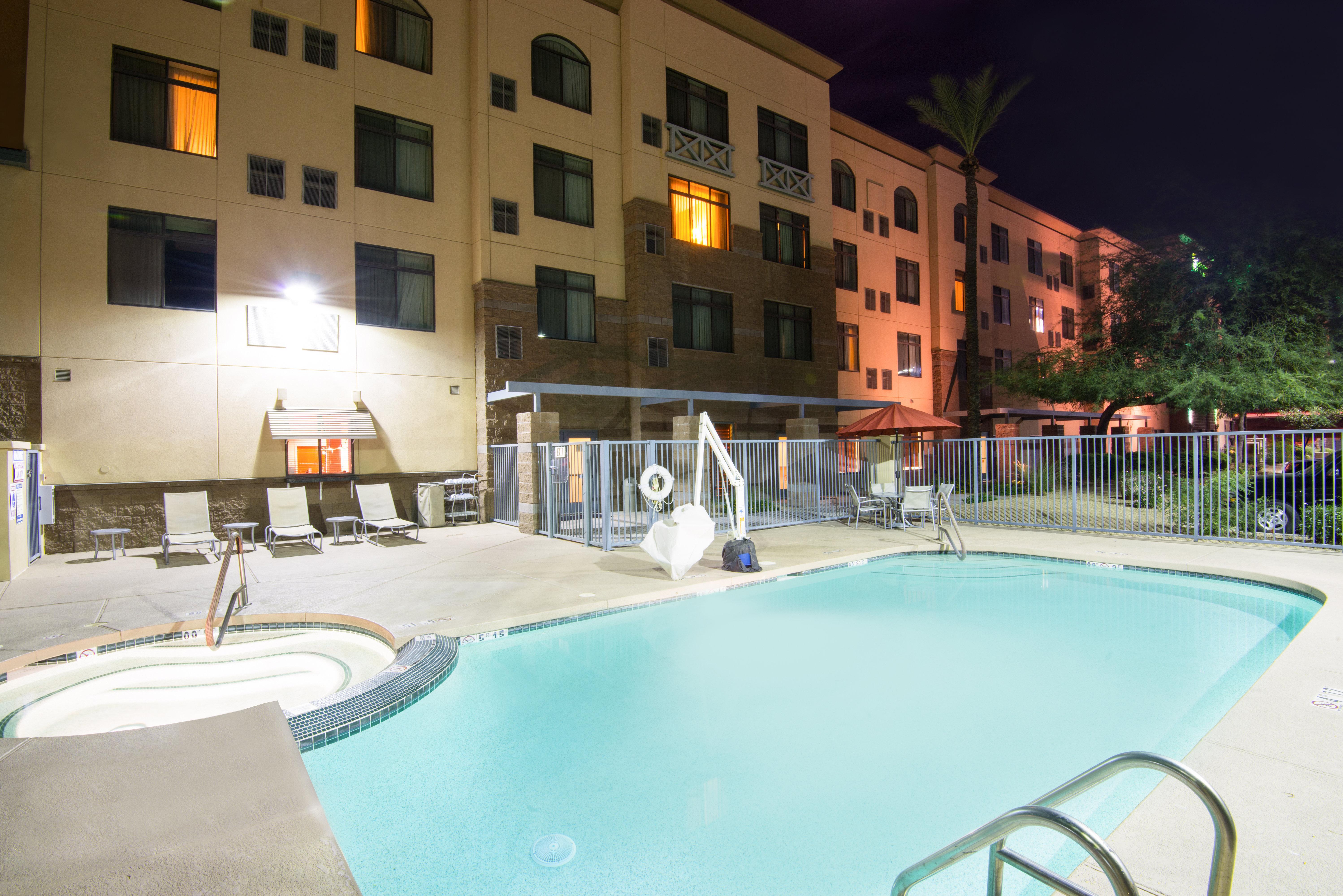 Holiday Inn & Suites Goodyear - West Phoenix Area By Ihg Kültér fotó