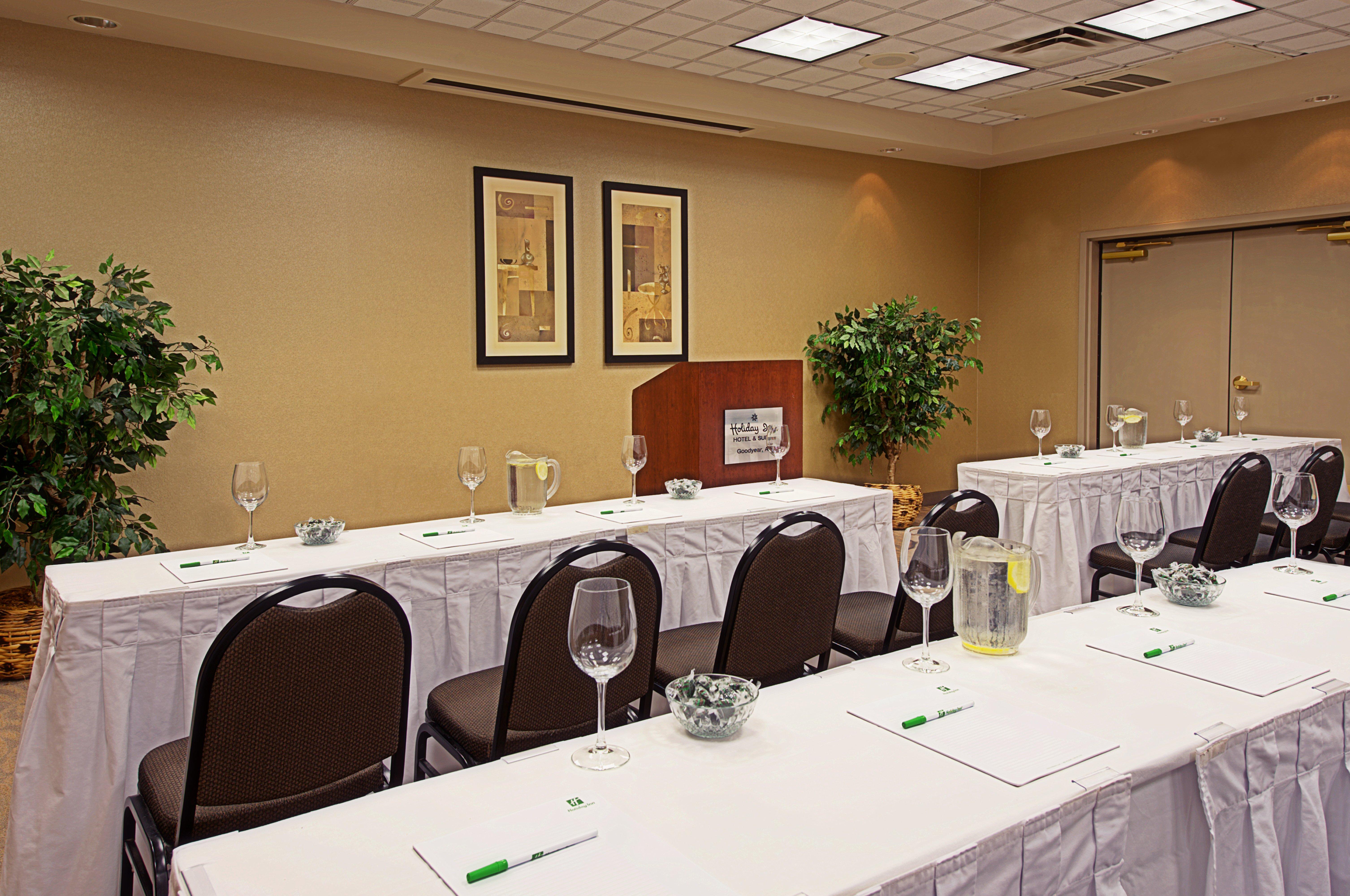 Holiday Inn & Suites Goodyear - West Phoenix Area By Ihg Kültér fotó