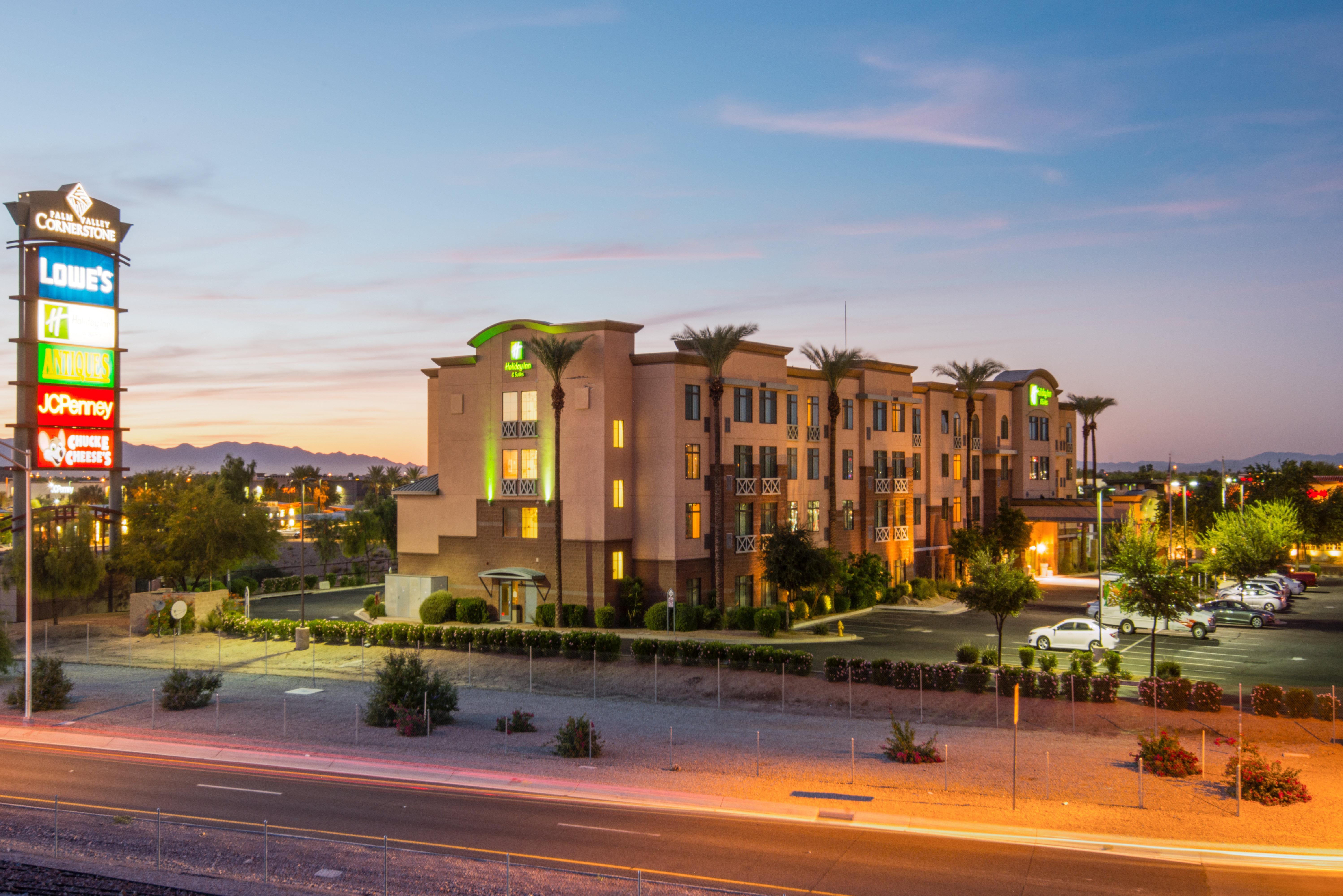 Holiday Inn & Suites Goodyear - West Phoenix Area By Ihg Kültér fotó