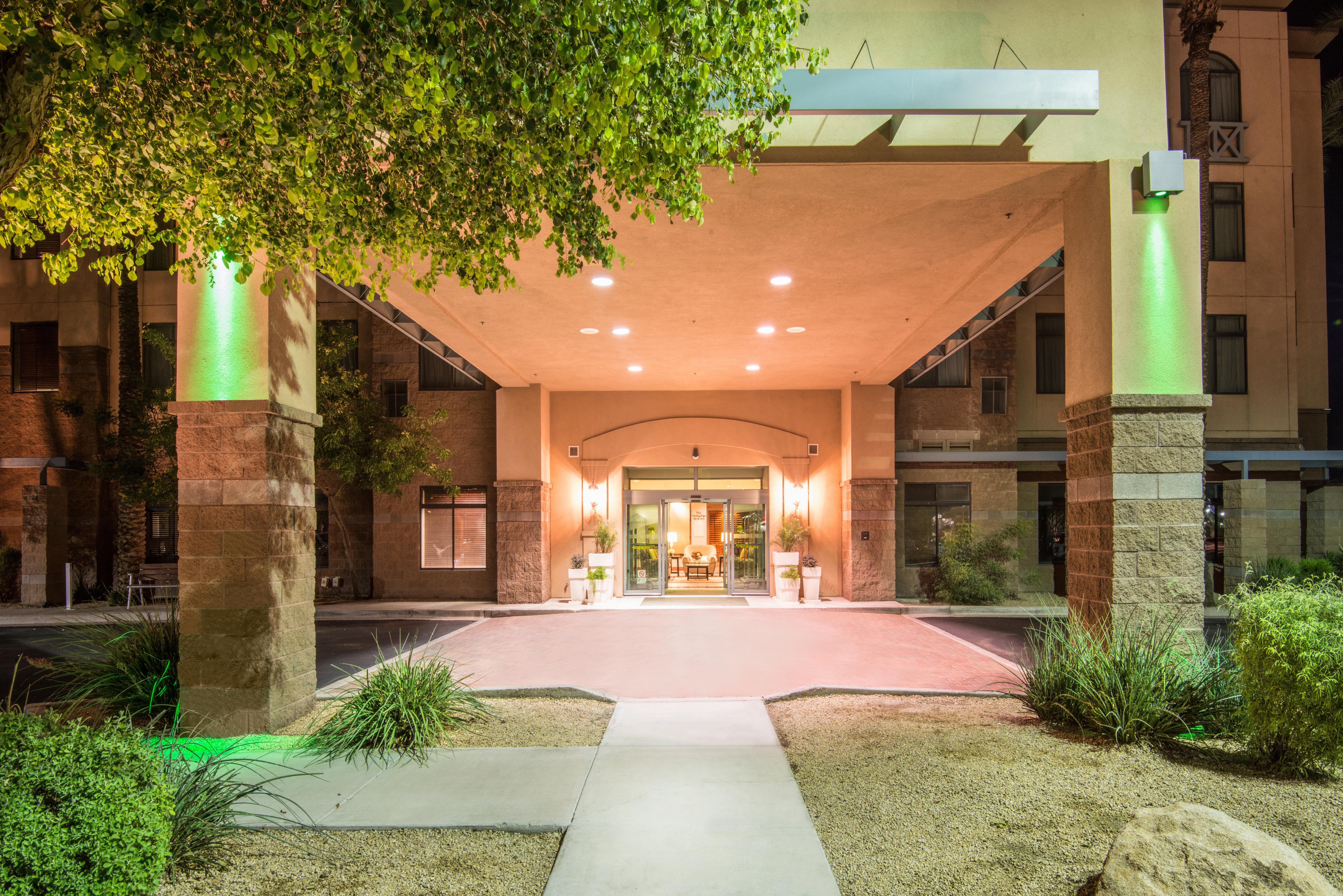 Holiday Inn & Suites Goodyear - West Phoenix Area By Ihg Kültér fotó