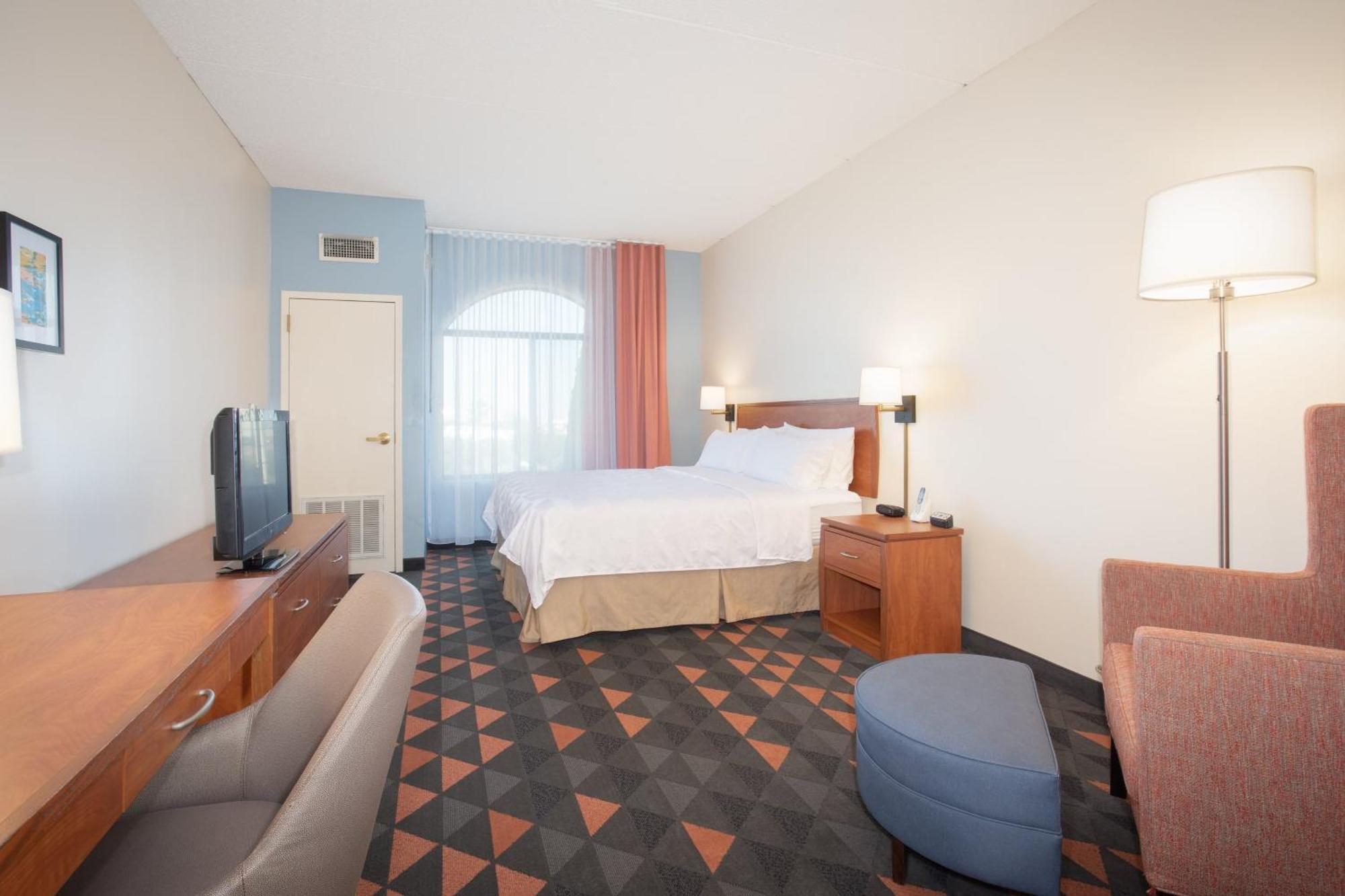 Holiday Inn & Suites Goodyear - West Phoenix Area By Ihg Kültér fotó